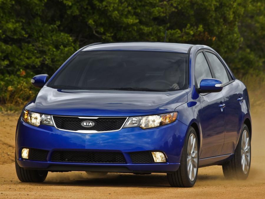  Kia Forte 2009 года  (фото 36 из 128)